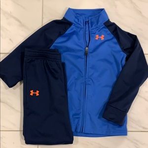 Boys size 6 track suit - under armour